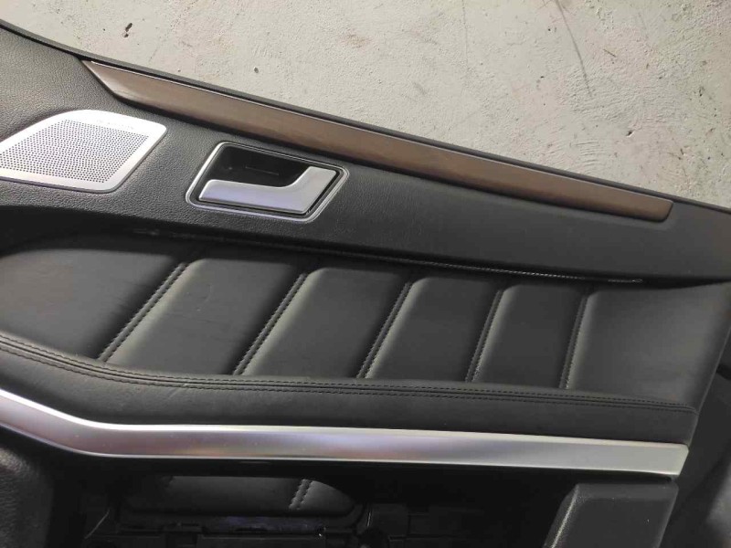 Recambio de guarnecido puerta trasera derecha para mercedes clase e (w212) familiar referencia OEM IAM   