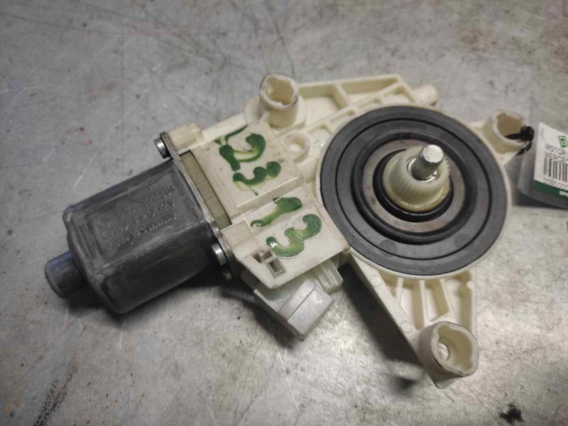 Recambio de motor elevalunas trasero derecho para mercedes clase e (w212) familiar referencia OEM IAM A2048200642 0130822504 5 P