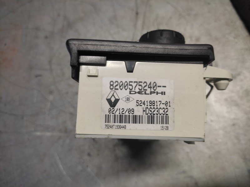 Recambio de mando climatizador para renault vel satis (bj0) referencia OEM IAM 8200575240A 5241981703 