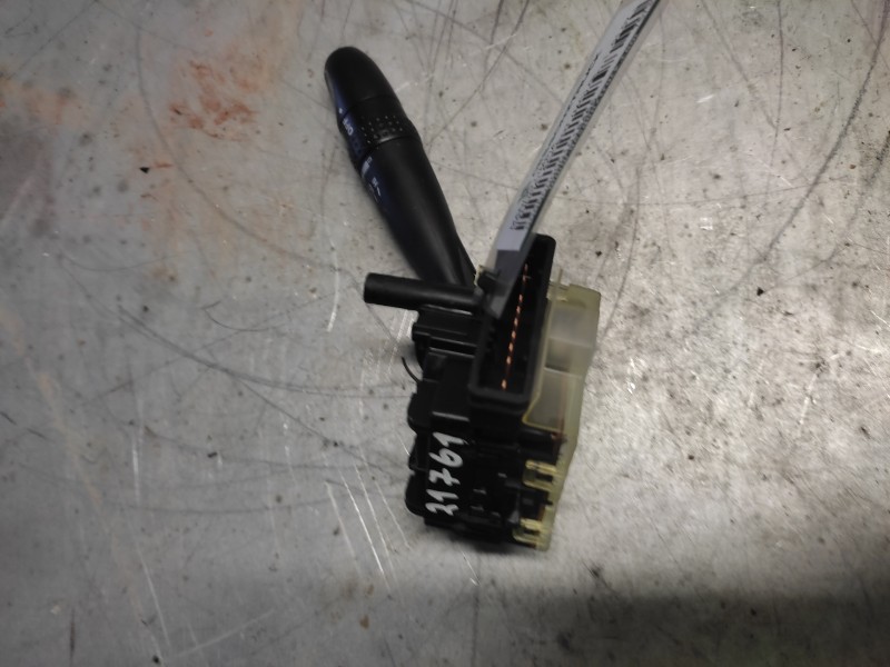 Recambio de mando limpia para hyundai accent (mc) gl referencia OEM IAM 75733A 10 PINS 