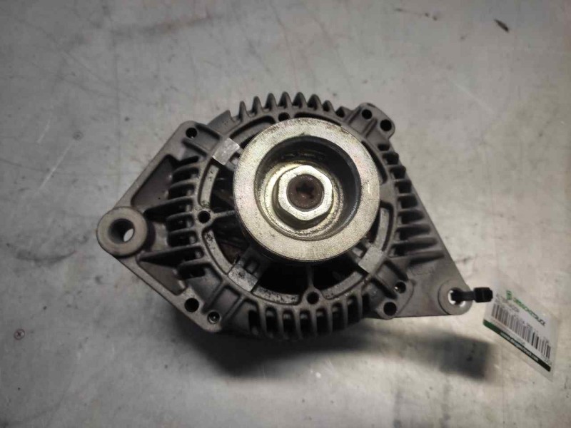 Recambio de alternador para renault laguna (b56) 2.0 referencia OEM IAM 7700424595 2541982C 