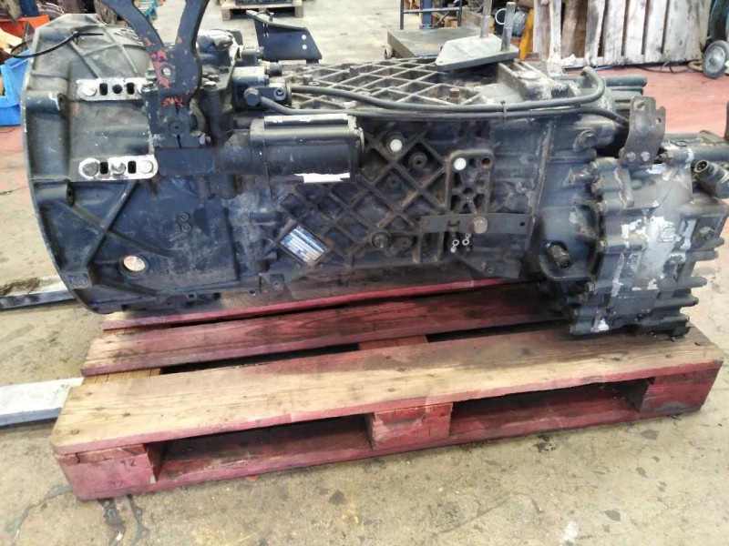 Recambio de despiece caja cambios para renault magnum e-tech 2000 referencia OEM IAM 16S221IT 1316041755 5010545005