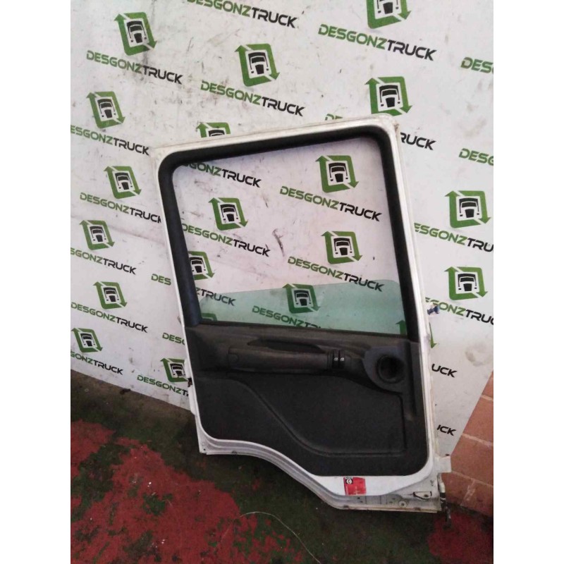 Recambio de puerta delantera izquierda para scania serie 4 (p/r 124 l) 11.7 diesel referencia OEM IAM   