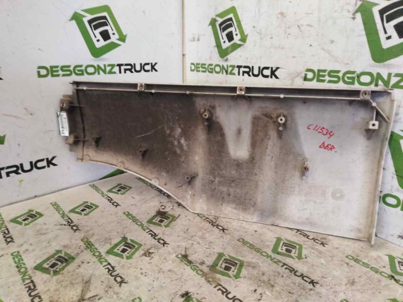 Recambio de moldura trasera cabina para man tg - a 18.xxx 12.8 diesel referencia OEM IAM DERECHA  