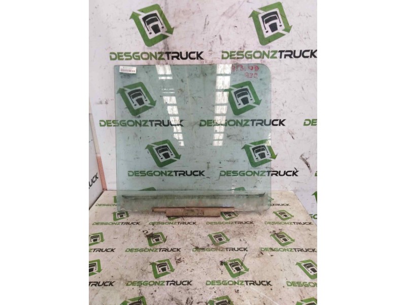 Recambio de luna delantera derecha para pegaso trucks mider 260 referencia OEM IAM   