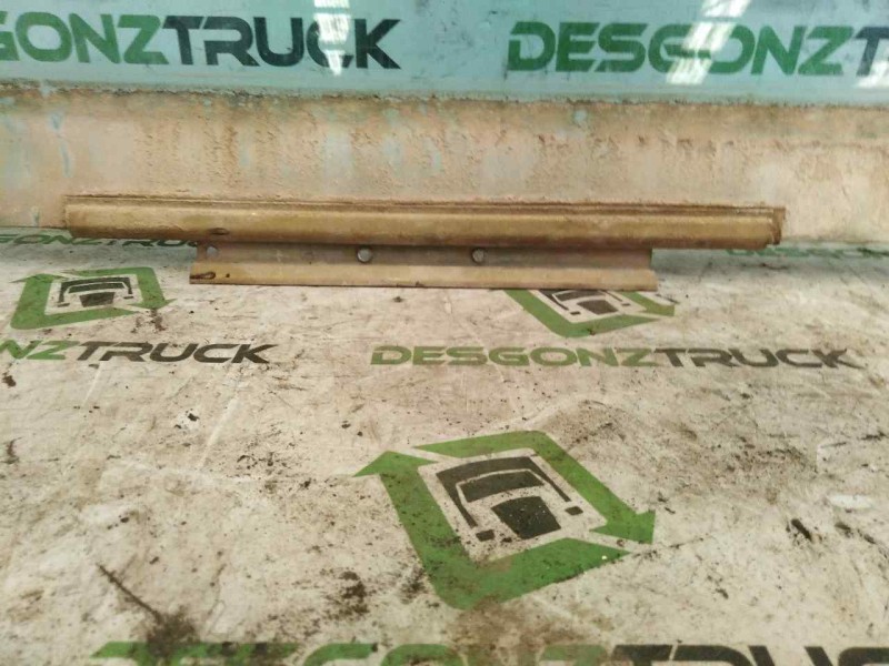 Recambio de luna delantera derecha para pegaso trucks mider 260 referencia OEM IAM   