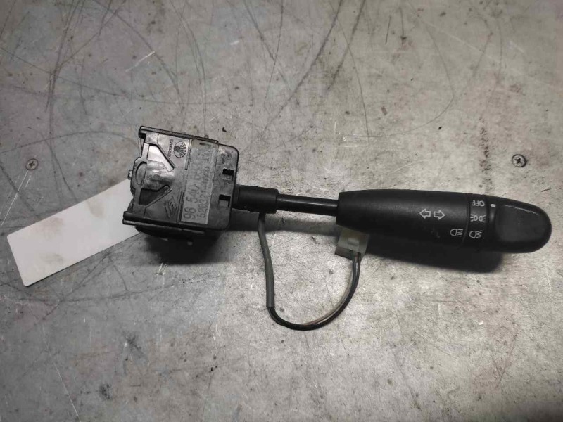 Recambio de mando intermitentes para chevrolet matiz s referencia OEM IAM 96540683 7/3 PINS 
