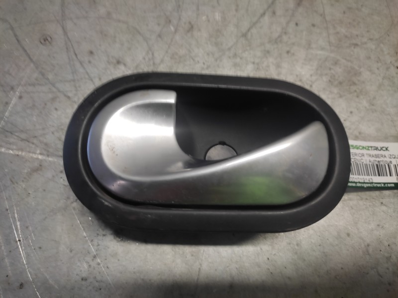 Recambio de maneta interior trasera izquierda para renault scenic ii authentique referencia OEM IAM 8200028487  