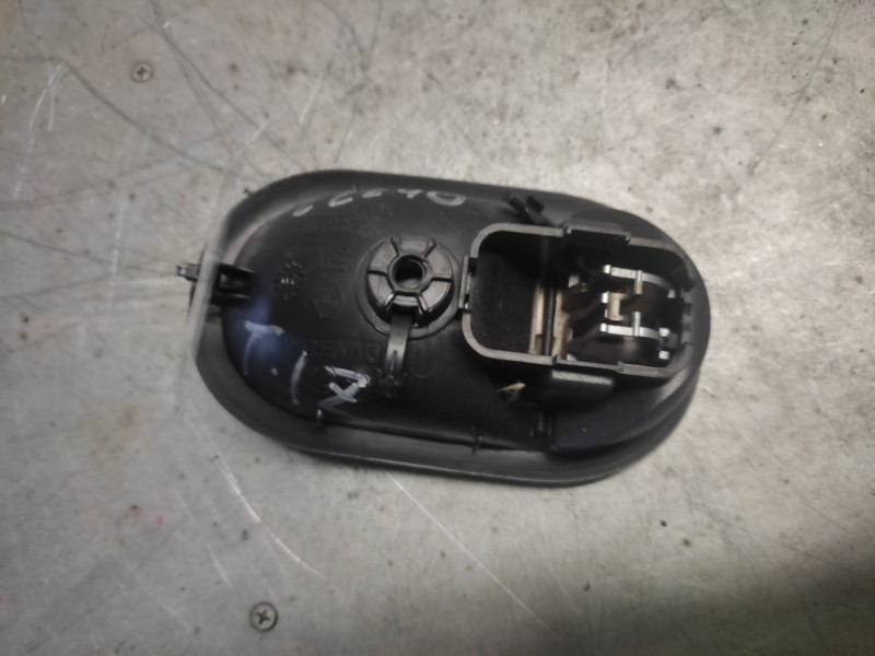 Recambio de maneta interior trasera izquierda para renault scenic ii authentique referencia OEM IAM 8200028487  