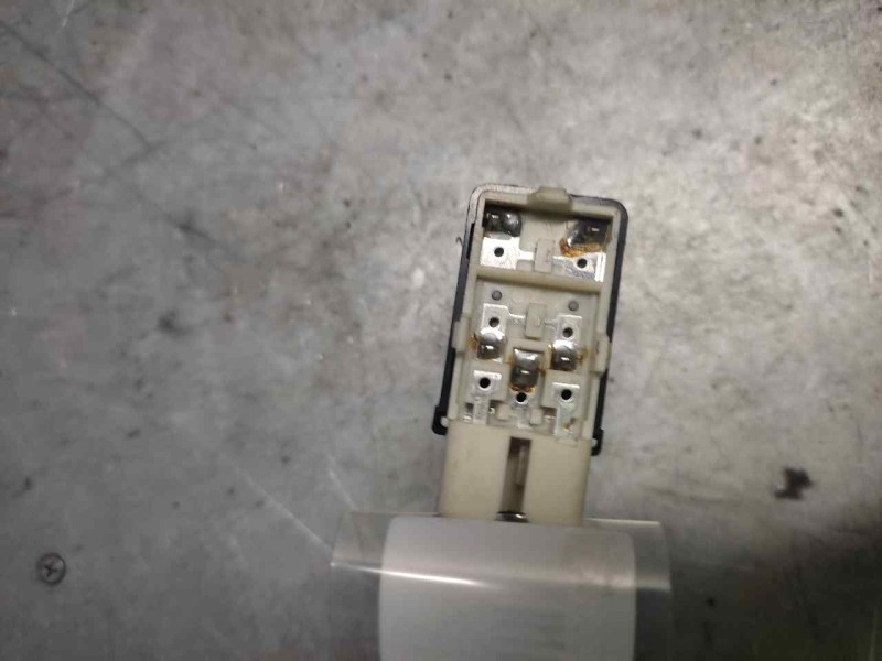 Recambio de mando elevalunas trasero derecho para chevrolet matiz s referencia OEM IAM   5 PINS