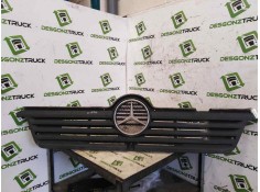 Recambio de rejilla delantera central para mercedes atego 4 cyl. 4x2 2005  4.3 diesel (om 904 la) referencia OEM IAM   