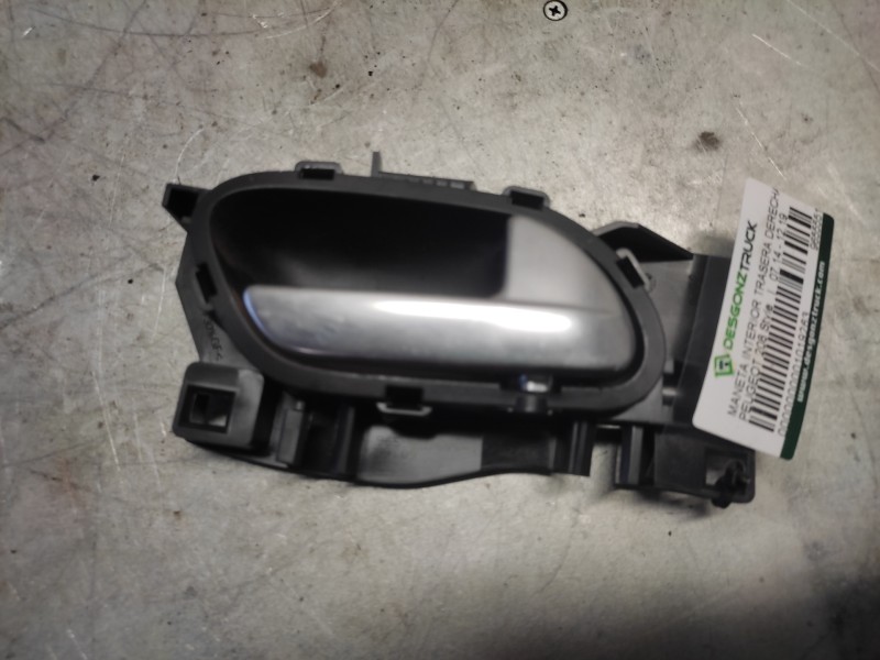 Recambio de maneta interior trasera derecha para peugeot 208 style referencia OEM IAM 96555516  