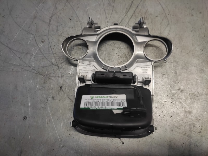 Recambio de guarnecidos consola de mandos para ford fiesta (cb1) econetic referencia OEM IAM 8A6118D422AFW  