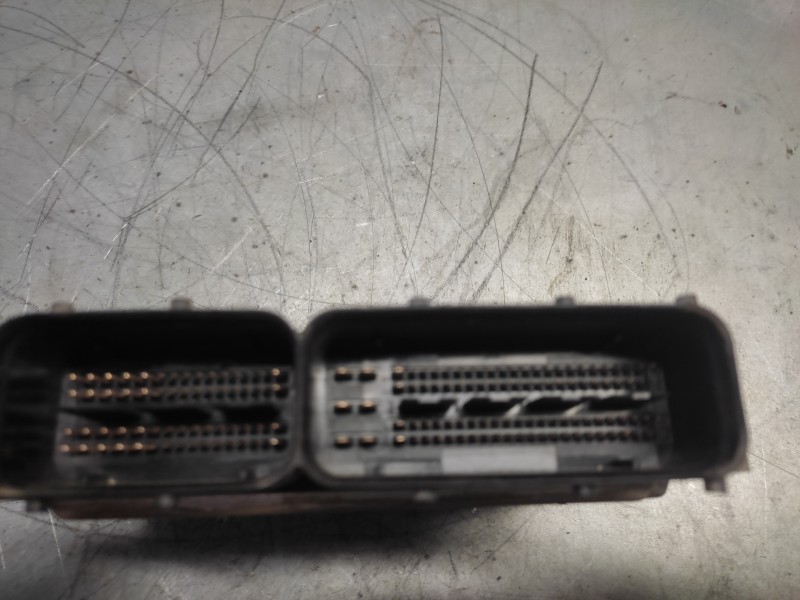 Recambio de centralita motor uce para opel vectra c berlina comfort referencia OEM IAM 0281011488 55189629 1039S06368