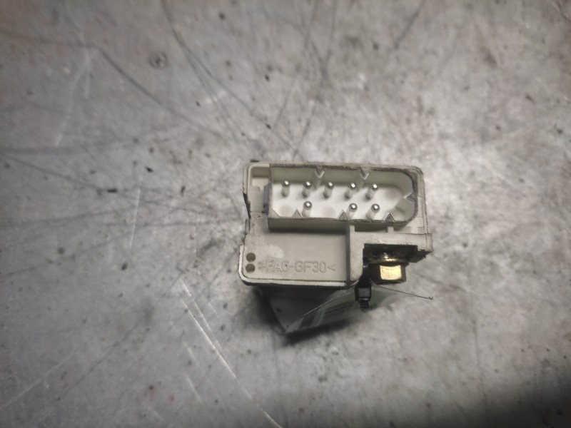 Recambio de rele para bmw serie 3 berlina (e46) 320d referencia OEM IAM 2247664  