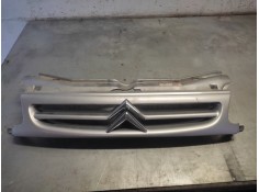 Recambio de rejilla delantera central para citroen berlingo 1.9 d leader referencia OEM IAM   