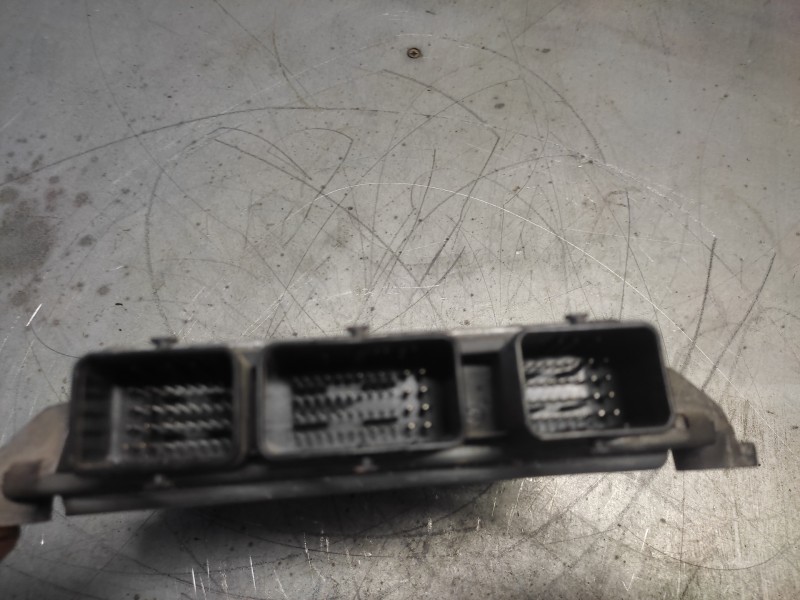 Recambio de centralita motor uce para citroen berlingo referencia OEM IAM 9650517880 9647423380 5WS40049CT