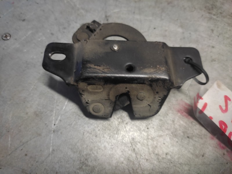 Recambio de cerradura puerta carga para citroen berlingo referencia OEM IAM   SUPERIOR IZQUIERDA