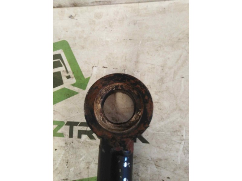 Recambio de brazo elevacion cabina para scania serie p/g/r (c-clase) referencia OEM IAM 1720924  