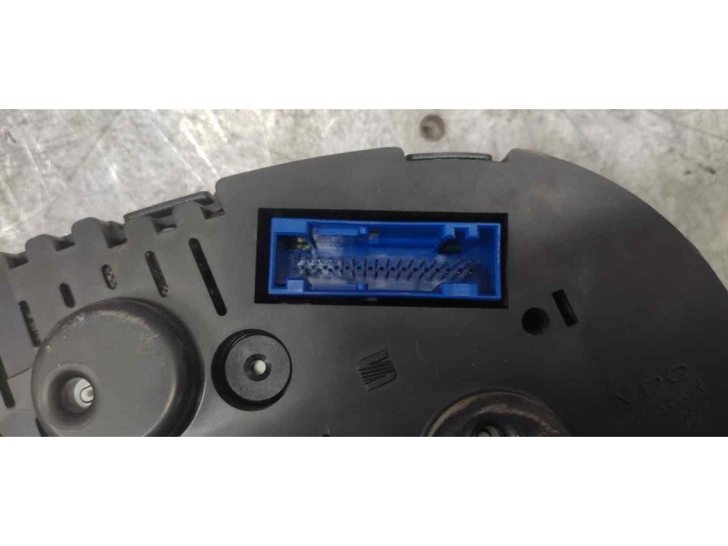 Recambio de cuadro instrumentos para seat toledo (1m2) select referencia OEM IAM 1M0920822D 110080153005 