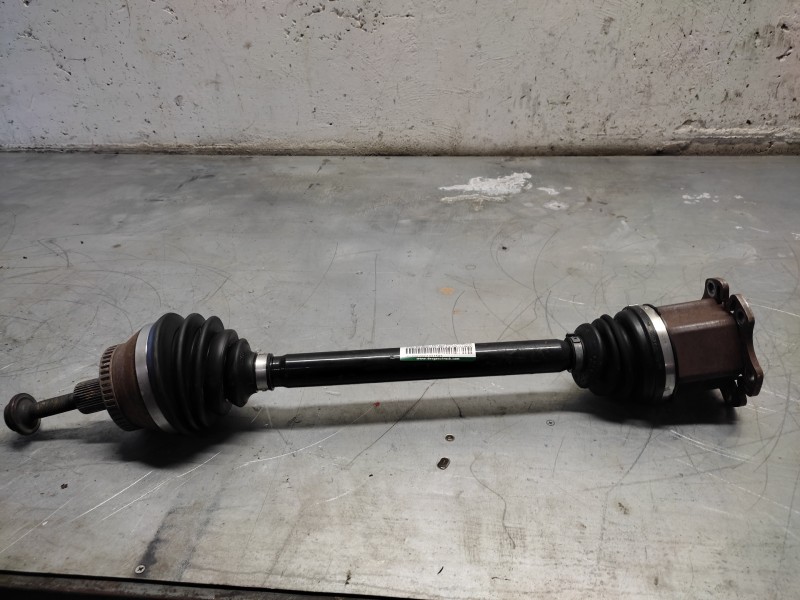 Recambio de transmision delantera derecha para audi a4 berlina (8e) 2.5 tdi (114kw) referencia OEM IAM  8E0407271AT 