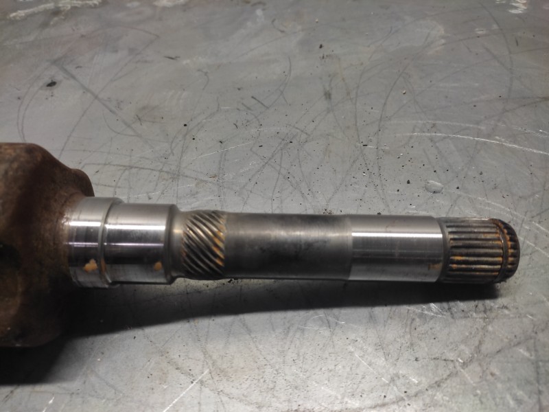 Recambio de transmision delantera derecha para chrysler voyager (rg) 2.5 crd executive referencia OEM IAM   