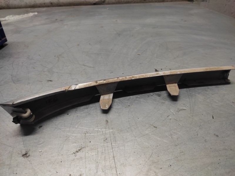 Recambio de aletin delantero izquierdo para citroen berlingo 1.9 d leader referencia OEM IAM 9618254677  