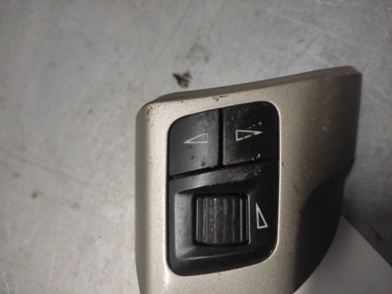 Recambio de mando radio para opel vectra c berlina comfort referencia OEM IAM 305582185G72  
