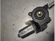 Recambio de motor elevalunas delantero derecho para ford fiesta (cbk) ambiente referencia OEM IAM 130821939  