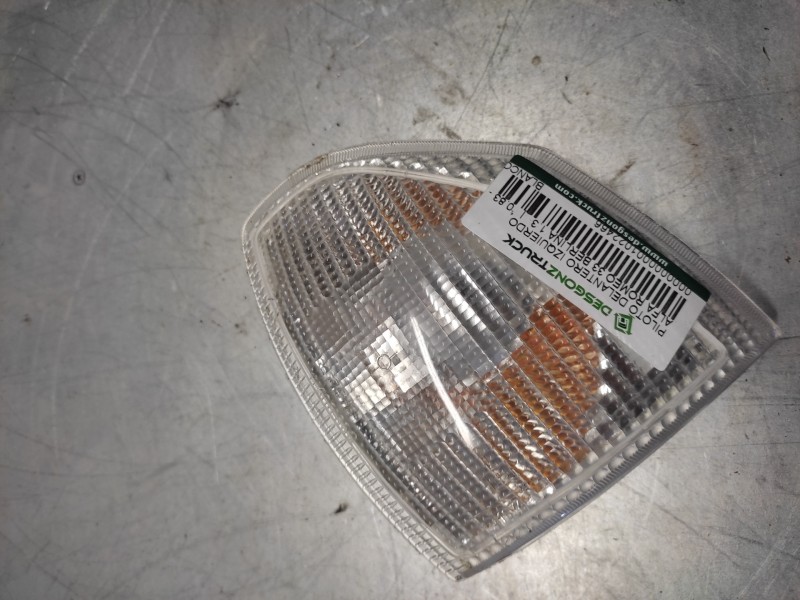 Recambio de piloto delantero izquierdo para alfa romeo 33 berlina 1.3 referencia OEM IAM BLANCO  