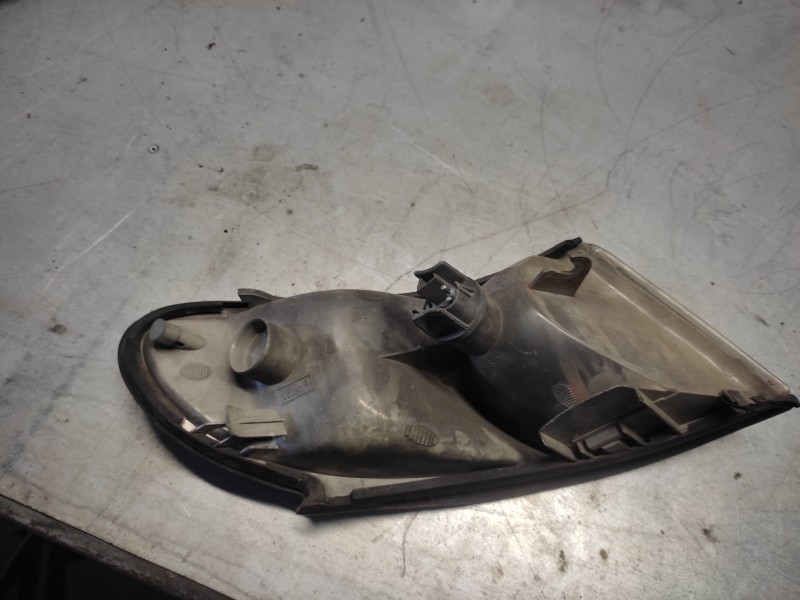 Recambio de piloto delantero izquierdo para saab 9-3 berlina 2.0i referencia OEM IAM   