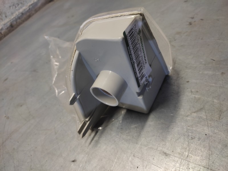 Recambio de piloto delantero izquierdo para citroen bx berlina 14 básico referencia OEM IAM BLANCO  