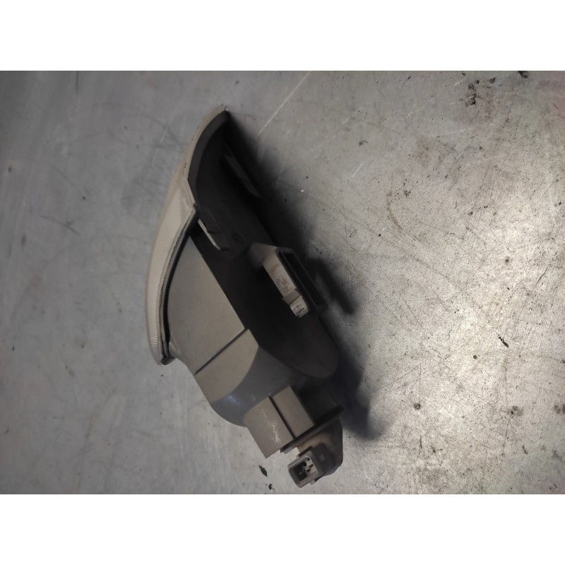 Recambio de piloto delantero izquierdo para citroen xantia berlina 2.0 hdi 90/110 attraction referencia OEM IAM   