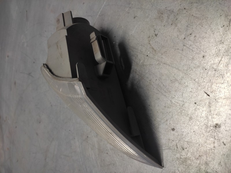 Recambio de piloto delantero derecho para citroen xantia berlina 2.0 hdi 90/110 attraction referencia OEM IAM   