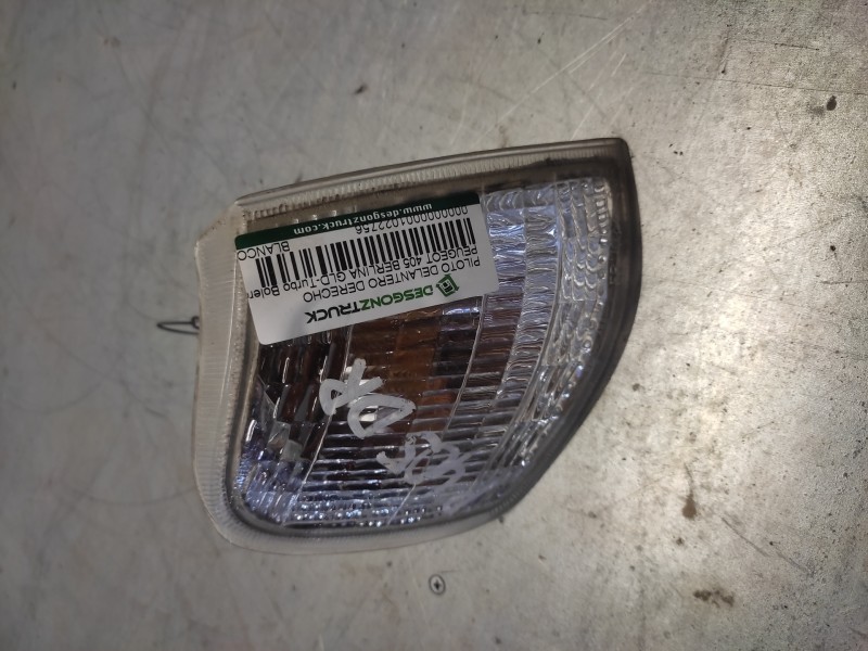 Recambio de piloto delantero derecho para peugeot 405 berlina gld-turbo bolero referencia OEM IAM BLANCO  
