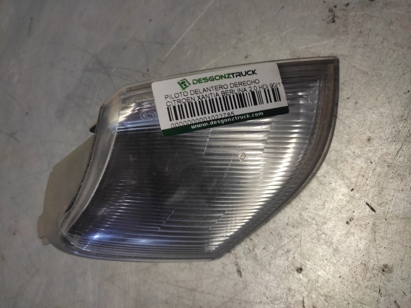 Recambio de piloto delantero derecho para citroen xantia berlina 2.0 hdi 90/110 attraction referencia OEM IAM   