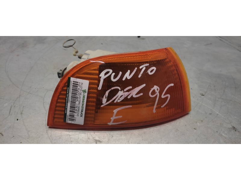 Recambio de piloto delantero derecho para fiat punto berl. (176) 55 s referencia OEM IAM NARANJA  