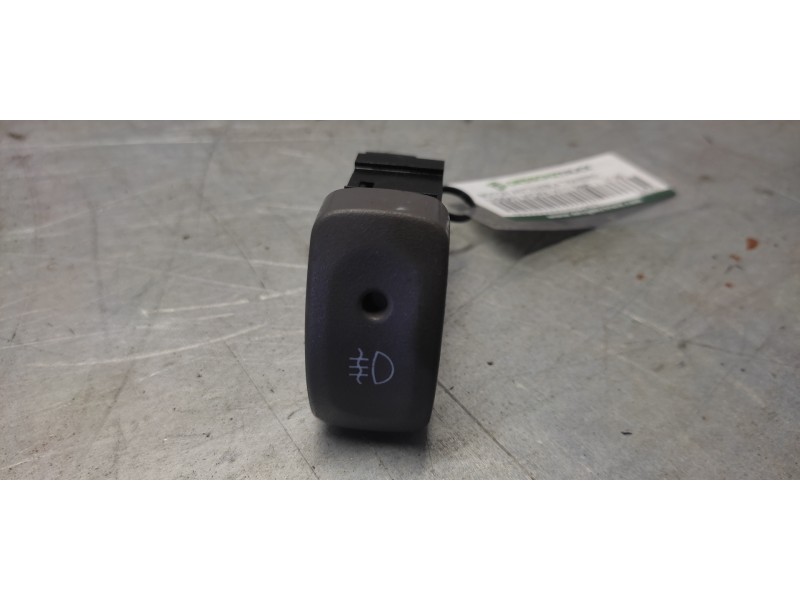 Recambio de boton antiniebla trasero para nissan micra (k11) beat referencia OEM IAM 065251  