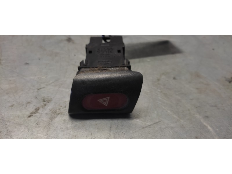 Recambio de warning para nissan vanette cargo vanette cargo caja cerrada referencia OEM IAM   