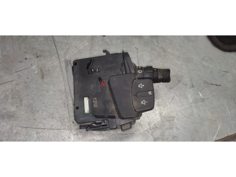 Recambio de mando limpia para renault clio iii dynamique referencia OEM IAM 88103003067  