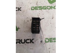 Recambio de mando elevalunas delantero derecho para iveco eurocargo 05.03  5.9 diesel referencia OEM IAM 504096615   2