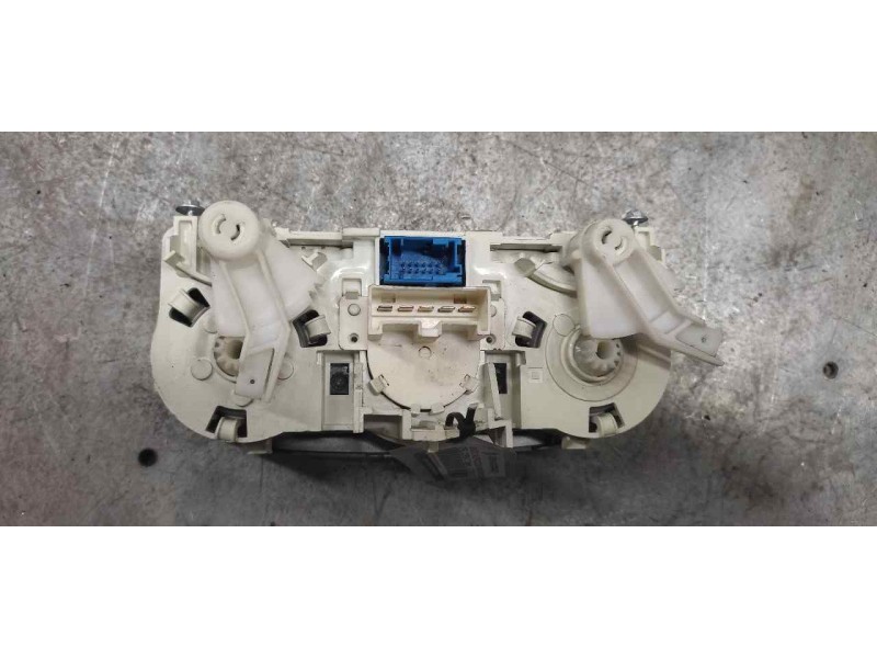 Recambio de mando calefaccion / aire acondicionado para opel corsa d cosmo referencia OEM IAM 466119570  