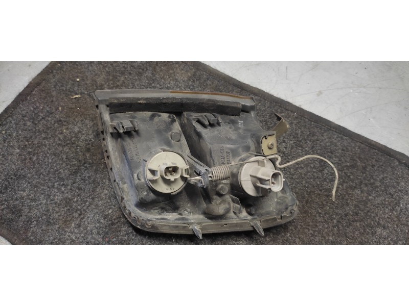 Recambio de piloto delantero derecho para mitsubishi montero (v20/v40) 2500 td gl (2-ptas.) referencia OEM IAM 21037746  