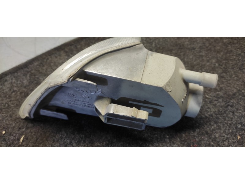 Recambio de piloto delantero derecho para citroen xantia berlina 1.9 td armonia referencia OEM IAM   