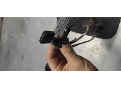 Recambio de mando elevalunas delantero izquierdo para opel tigra 1.6 16v referencia OEM IAM    2