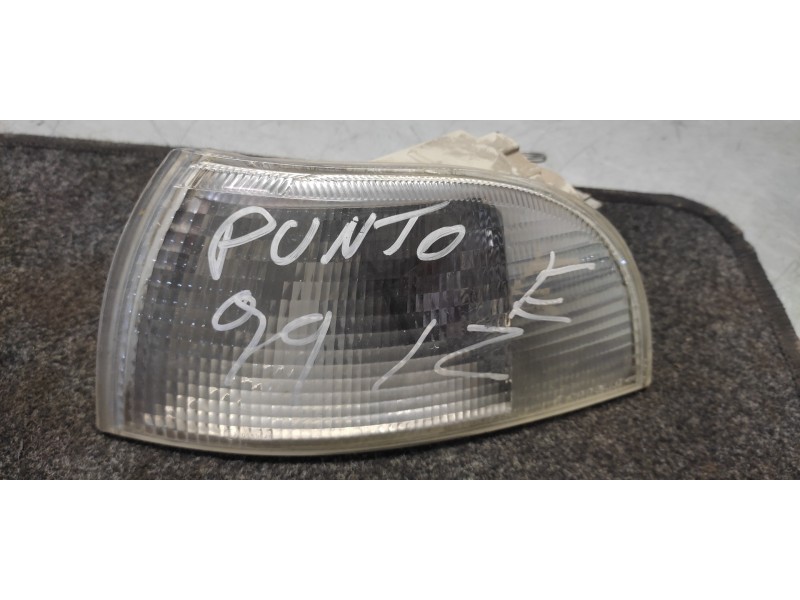 Recambio de piloto delantero izquierdo para fiat punto berlina (176) 55 sole referencia OEM IAM BLANCO  