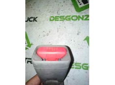 Recambio de enganche de cinturon izquierdo para renault maxity fg 150.35/45 referencia OEM IAM    2