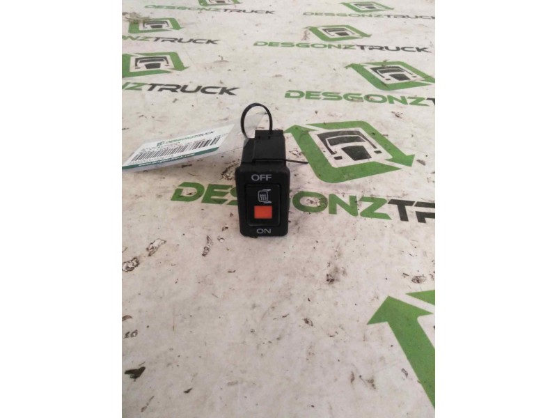 Recambio de boton antivaho para renault maxity fg 150.35/45 referencia OEM IAM  BOTON ANTIVAHO RETROVISORES 