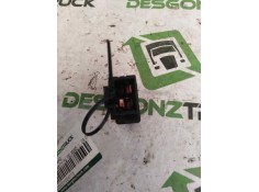 Recambio de boton antivaho para renault maxity fg 150.35/45 referencia OEM IAM  BOTON ANTIVAHO RETROVISORES  2