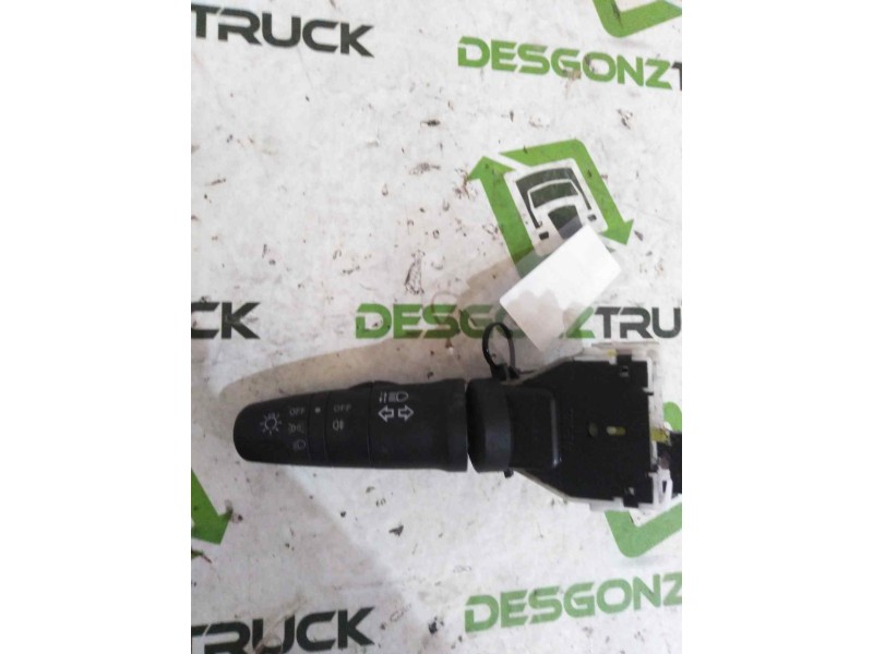 Recambio de mando luces para renault maxity fg 150.35/45 referencia OEM IAM  MANDO INTERMITENTES 